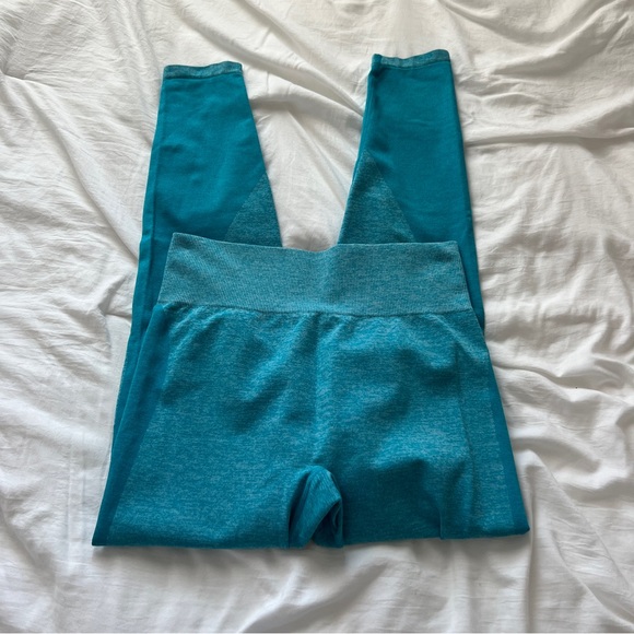 PINK Victoria's Secret Pants - Victoria secret PINK leggings